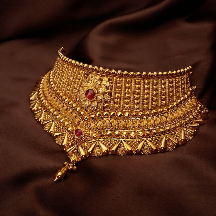 Mayil Vintage Manga Malai Choker